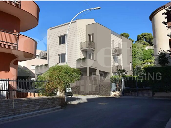 Appartamento quadrilocale in vendita in Via Kennedy, Bagheria