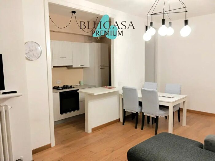 Appartamento bilocale in vendita in Via Dragoni, Forli