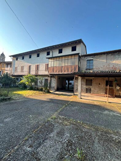 Casa con 7 locali in vendita in Circonvallazione, Brignano Gera DAdda