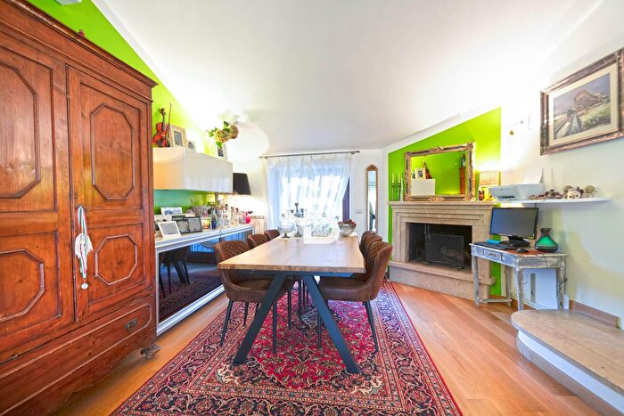 Casa con 5 locali in vendita in Via delle Conce, Carbognano