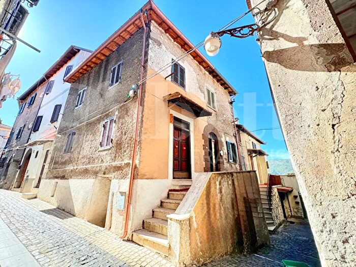 Appartamento trilocale in vendita in Via Ciminelli, Segni