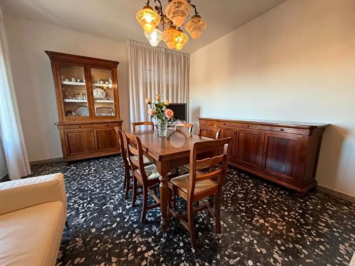 Appartamento trilocale in vendita in Via Roma, San Martino In Rio