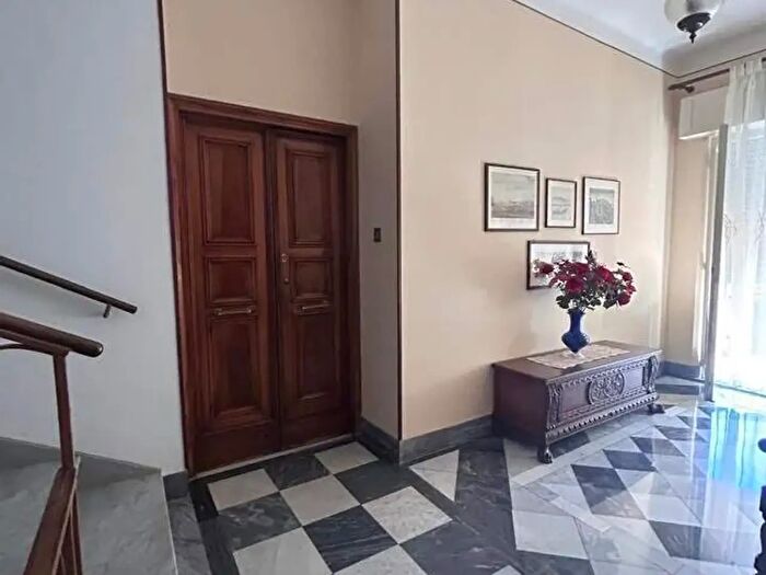 Appartamento con 7 locali in vendita in Viale Anita Garibaldi, Senigallia