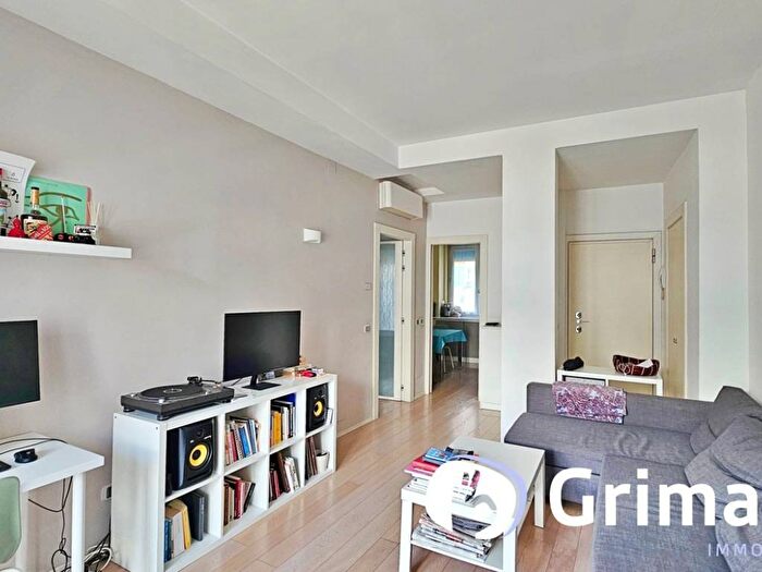 Appartamento trilocale in affitto in Via Meda, Ascanio Sforza, Milano