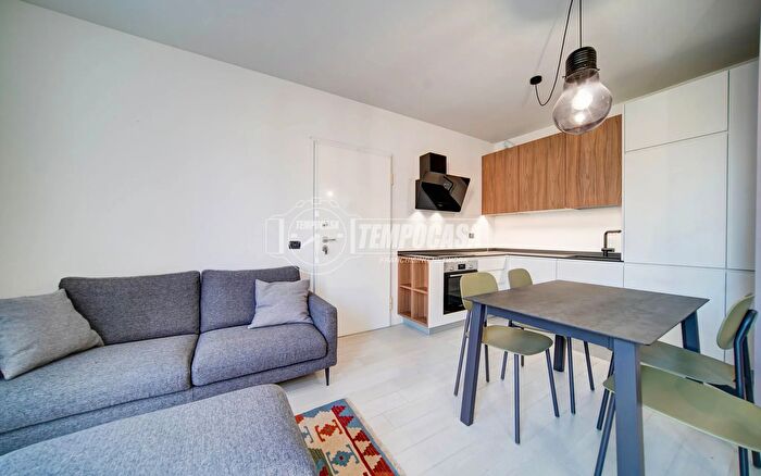 Appartamento bilocale in vendita in Piazza Giuseppe Mazzini, Besnate