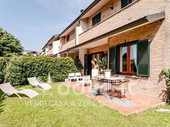 Casa trilocale in vendita in Lentate Sul Seveso