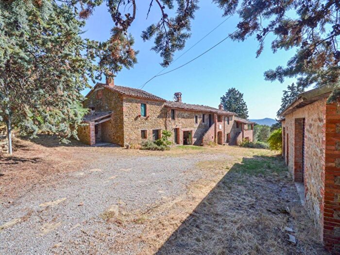 Casa con 6 locali in vendita in Voc Greppocorgno, Piegaro