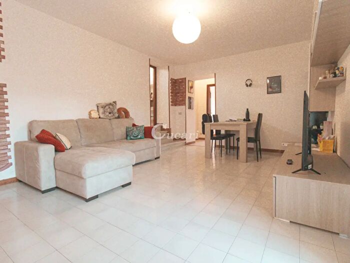 Appartamento trilocale in vendita in Via Gioberti, Frascati