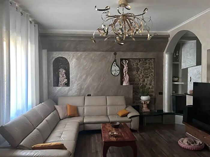 Appartamento quadrilocale in vendita in Mornico Al Serio