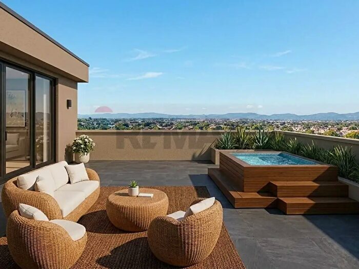 Appartamento quadrilocale in vendita in Via Feratine, Montebelluna