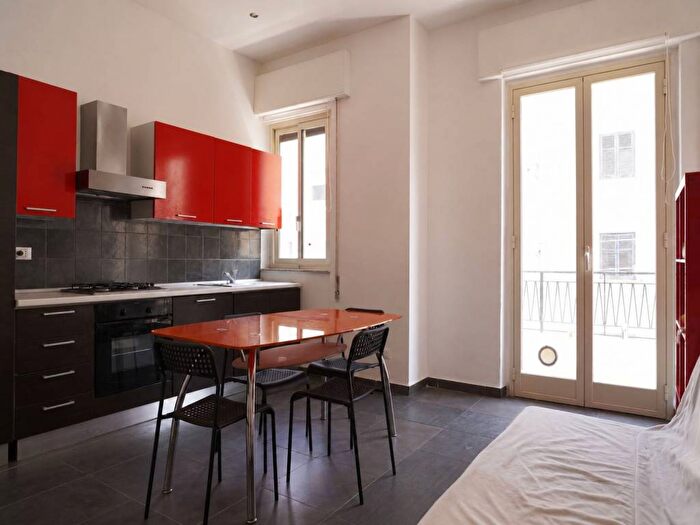 Appartamento quadrilocale in affitto in Via Paolo Emiliani Giudici, Oreto Perez, Palermo