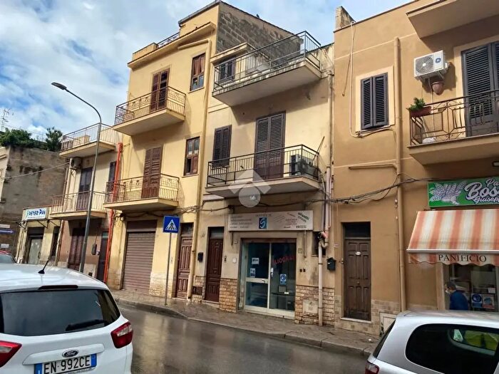 Appartamento bilocale in vendita in Corso Vittorio Emanuele, Capaci