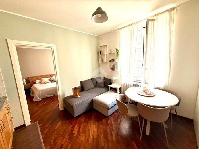 Appartamento bilocale in affitto in Via antonio tantardini, Corso San Gottardo, Milano
