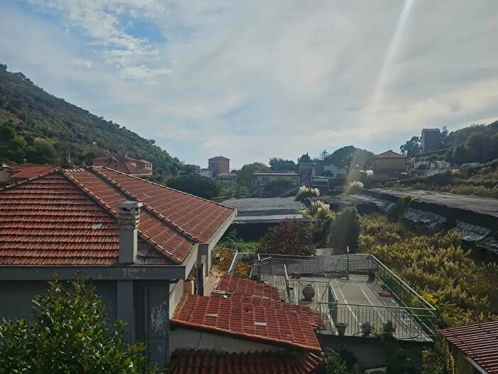 Appartamento trilocale in vendita in Ventimiglia