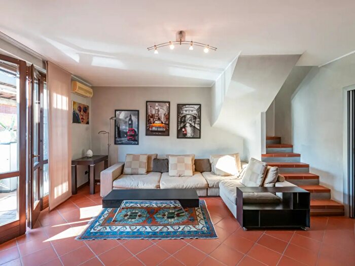 Appartamento trilocale in vendita in Via Morona, Trezzano Sul Naviglio