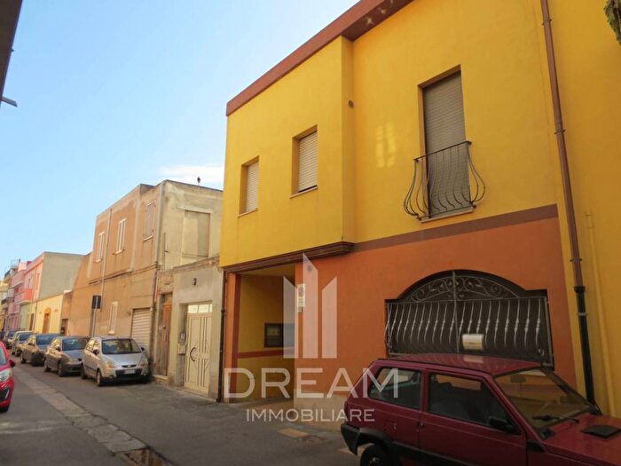Appartamento trilocale in affitto in via Rattazzi, Quartu, Quartu Sant'Elena