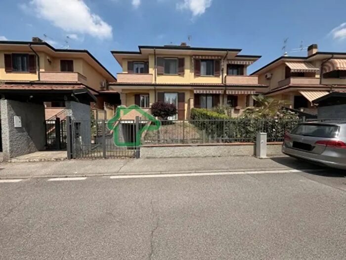 Casa quadrilocale in vendita in Via Madre Teresa di Calcutta, Borgo San Giovanni