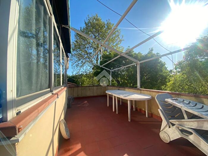 Appartamento bilocale in vendita in Viale Galileo Galilei, Carrara