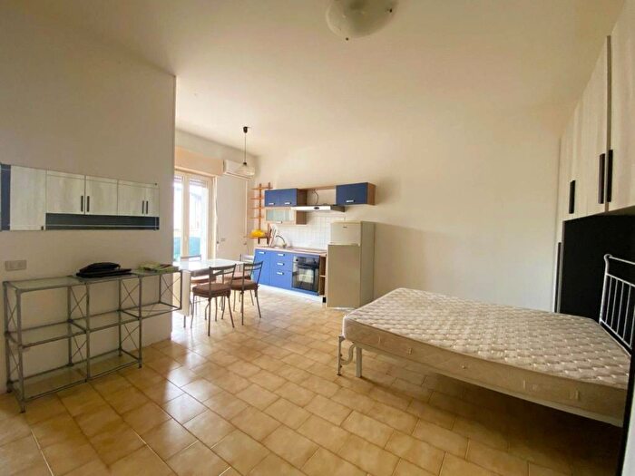 Appartamento monolocale in affitto in Via Roma, Centro, San Zeno Naviglio