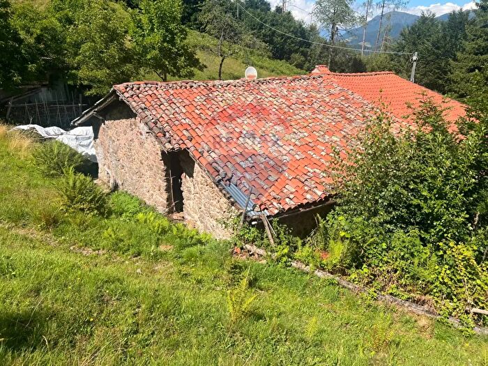 Casa bilocale in vendita in Via Palot, Pisogne