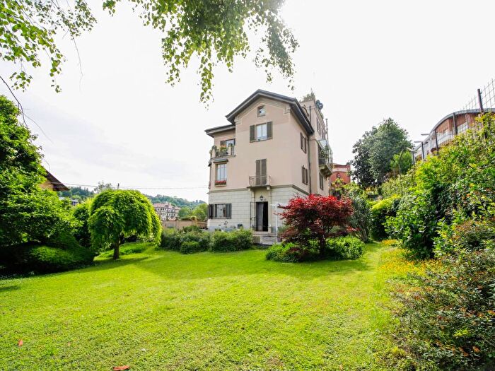 Appartamento con 6 locali in affitto in Via Luigi Gatti, Gran Madre Crimea, Torino