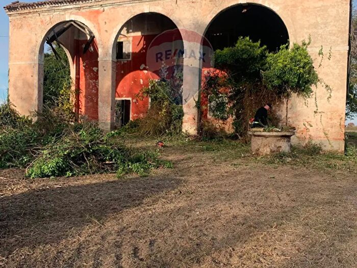 Casa con 7 locali in vendita in Mestrino