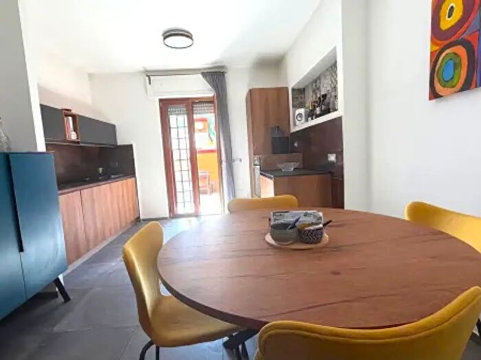 Appartamento trilocale in vendita in Via Giovanni Gaetano Bottari, Roma