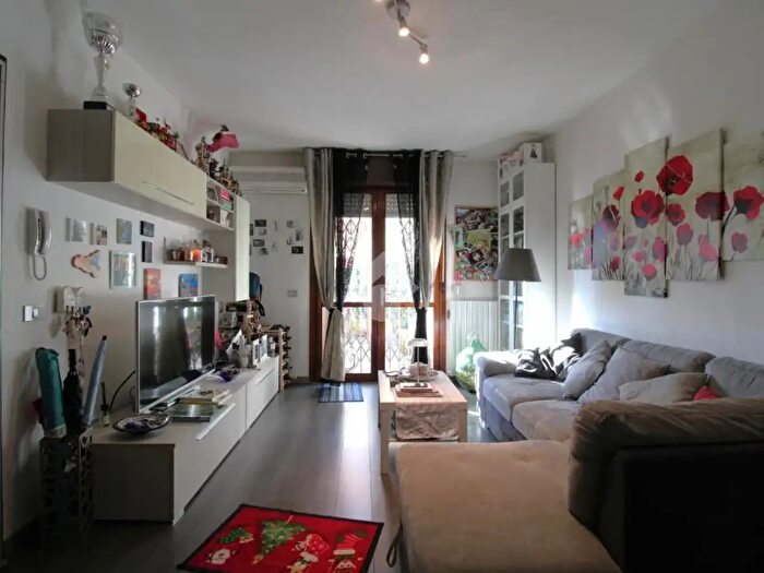 Appartamento trilocale in vendita in Via San Matteo, Medolla