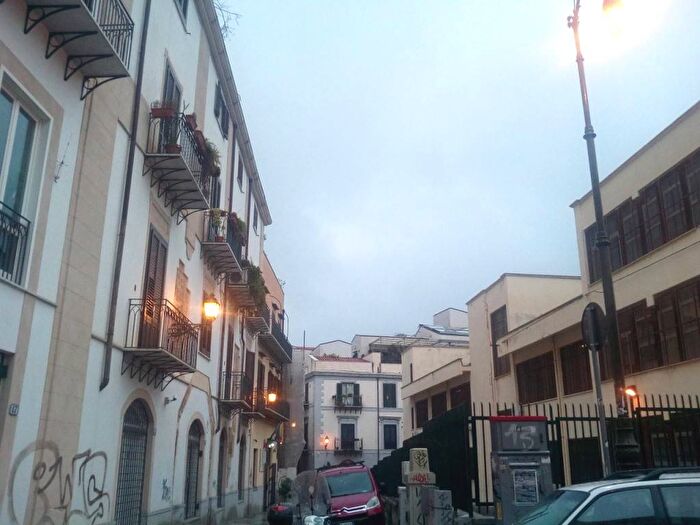 Appartamento bilocale in affitto in Via del Celso, Tribunale, Palermo