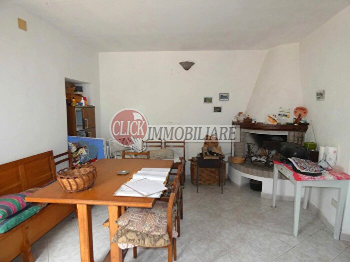 Casa bilocale in vendita in Borgo San Lorenzo