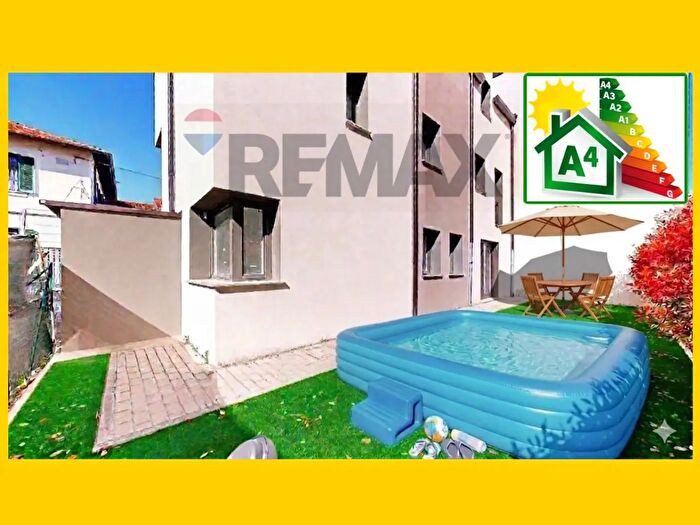 Casa con 6 locali in vendita in Via Gino Pollini, Milano