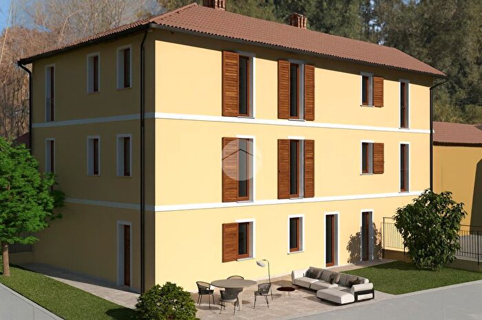 Appartamento quadrilocale in vendita in Via S Zenone, Cambiago