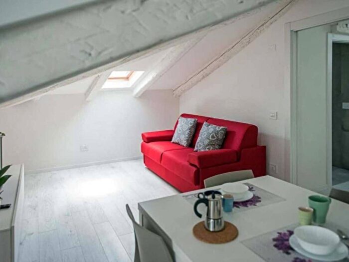 Appartamento in affitto in Via Mazzini, Borgo Teresiano, Trieste