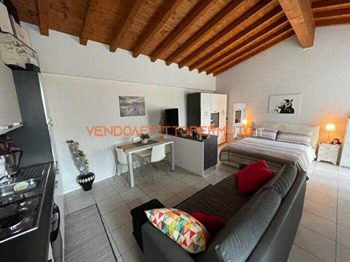 Appartamento monolocale in vendita in Piazza Giuseppe Garibaldi, Ghisalba