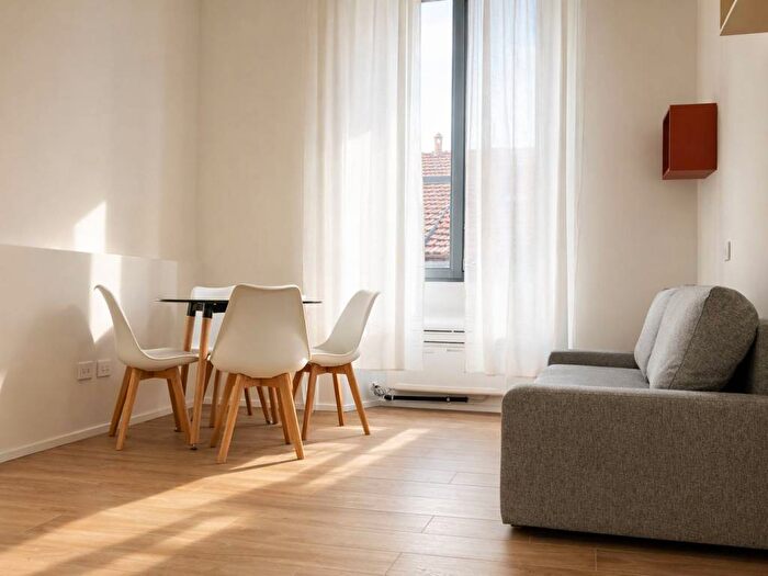 Appartamento bilocale in affitto in Via Corsico, Navigli Darsena, Milano