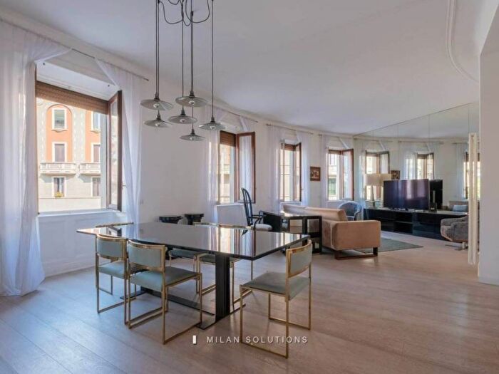 Appartamento quadrilocale in affitto in via Enrico Nöe, Città Studi, Milano