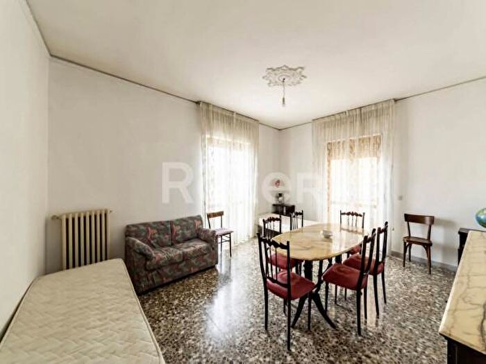 Appartamento quadrilocale in vendita in Via Mario Rapisardi, Canosa Di Puglia