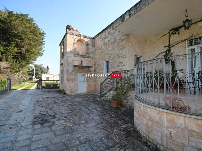 Casa bilocale in affitto in Via Locorotondo, Martina Franca