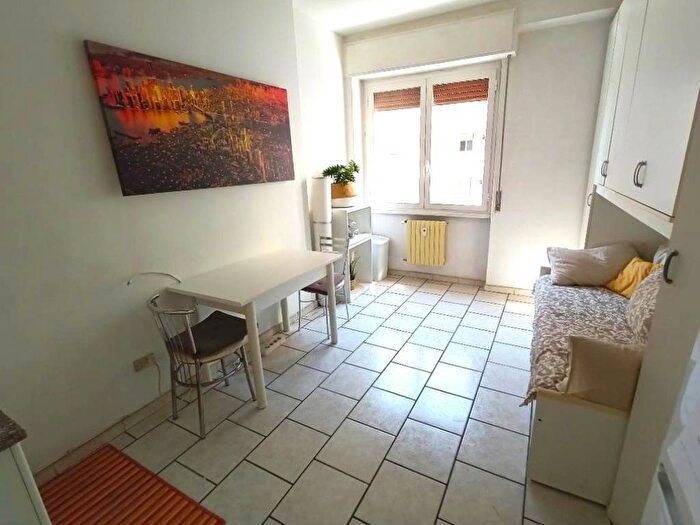 Appartamento monolocale in affitto in Via San Mansueto, Bocconi, Milano