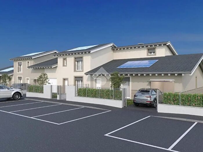 Case in Vendita e in Affitto - 3