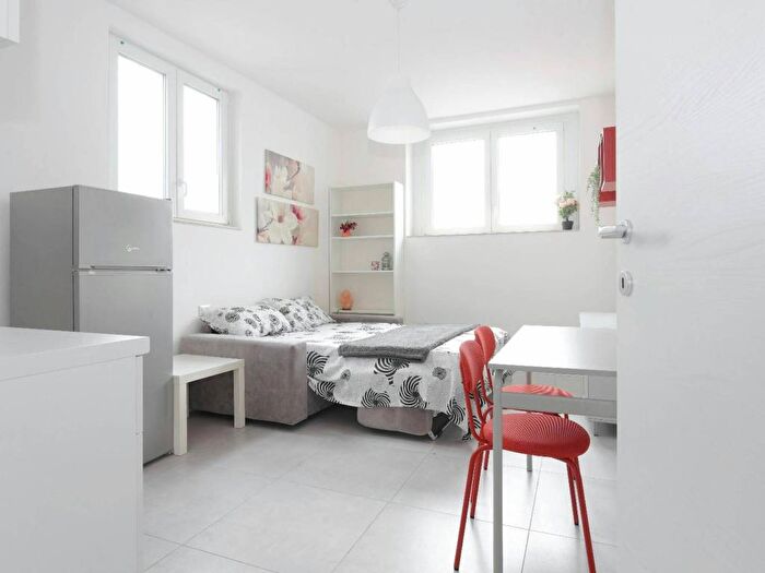 Appartamento monolocale in affitto in Via Giovanni Battista Cassinis, Corvetto, Milano