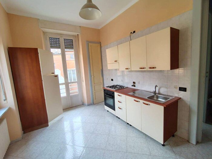 Appartamento trilocale in affitto in Via Camillo Olivetti, Ivrea