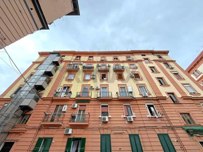Appartamento trilocale in vendita in Via Nuova Poggioreale d, Napoli