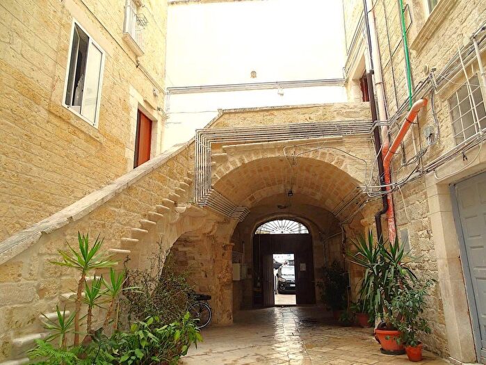 Appartamento trilocale in vendita in Via Bianchi Dottula, Bari