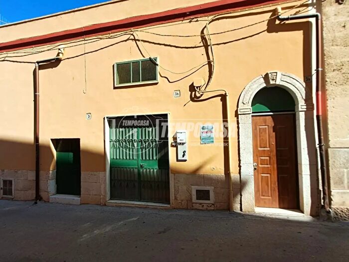 Casa bilocale in vendita in Via Rocco Capotori a, Adelfia