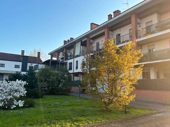 Appartamento bilocale in affitto in Via Olona, San Martino Ghisolfa, Rho