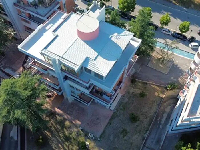 Appartamento con 5 locali in vendita in Via Giambattista Fraticelli, Foggia