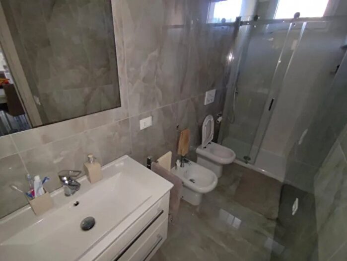 Appartamento trilocale in affitto in Reggio Calabria