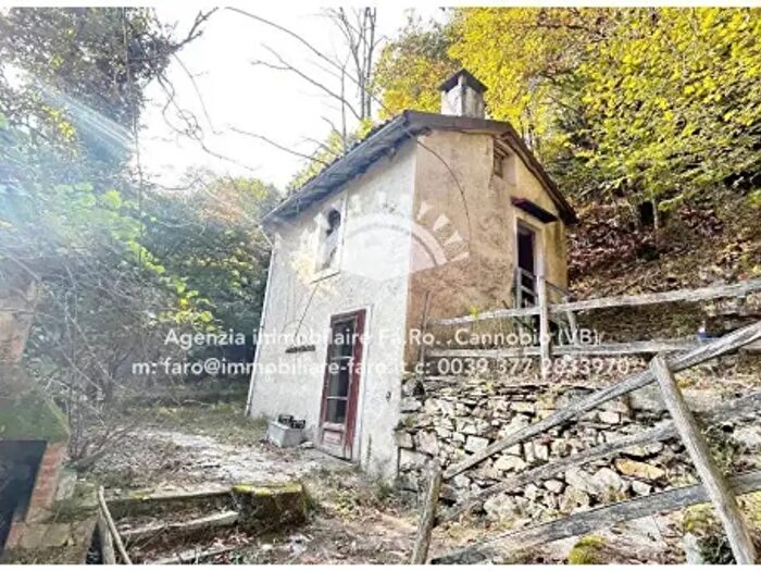 Casa trilocale in vendita in Strada Valle Intrasca, Intragna