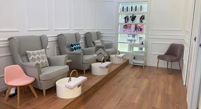 Appartamento quadrilocale in affitto in Via Alonzo, Finale Ligure